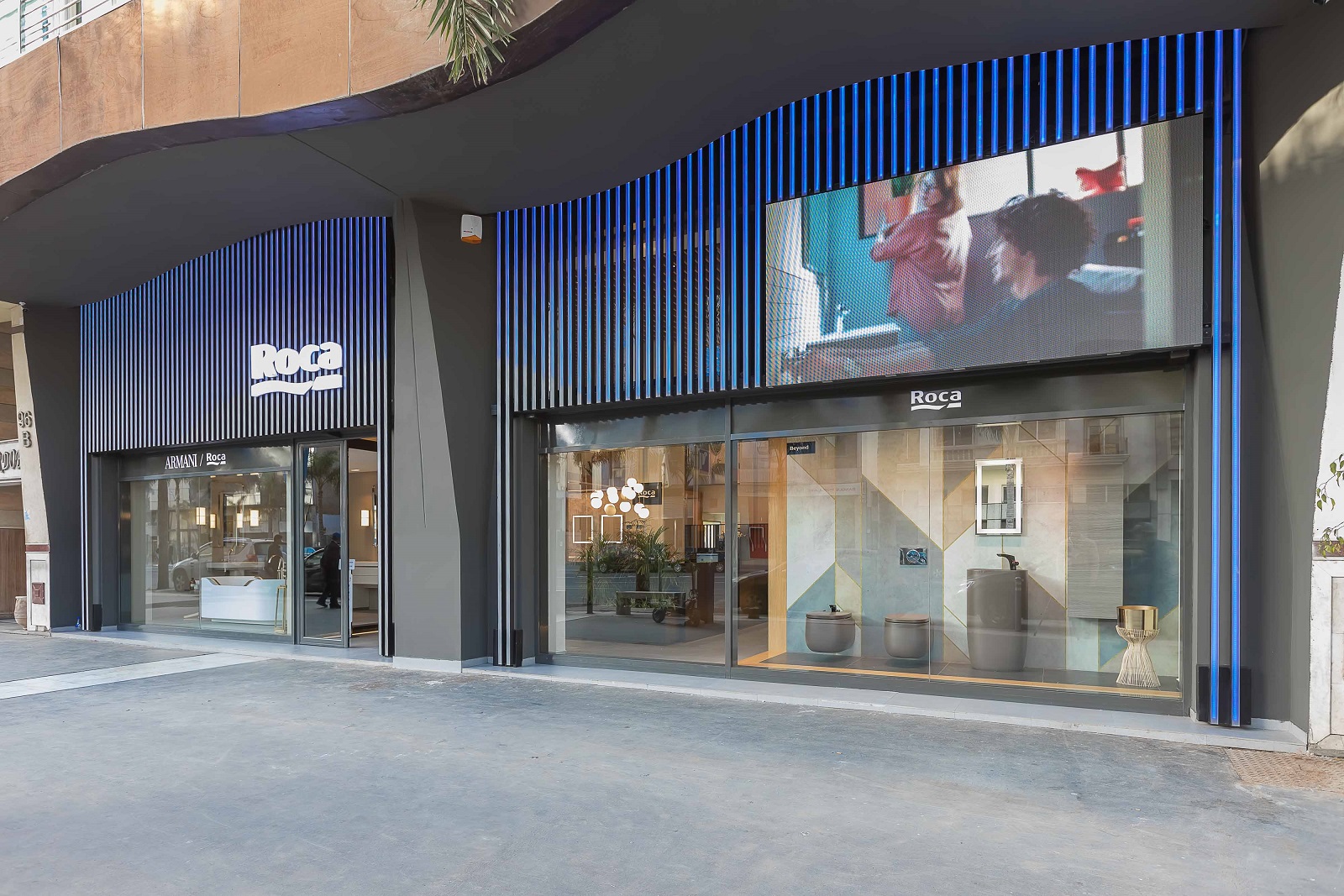 <p>Roca opende in juni 2006 haar eigen showroom in Casablanca. Persoonlijke aandacht in een sfeer van comfort en ontspanning.</p>1